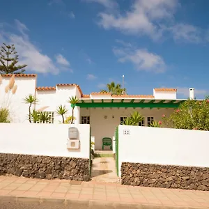 monte-rojo-corralejo.in-canary-islands.com/